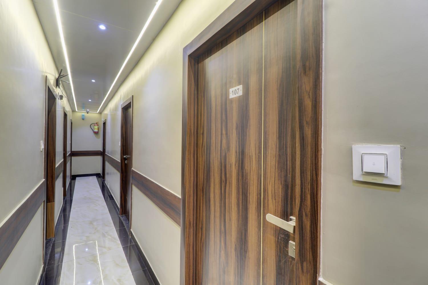 Hotel New Blue Sapphire Residency Bombaj Zewnętrze zdjęcie
