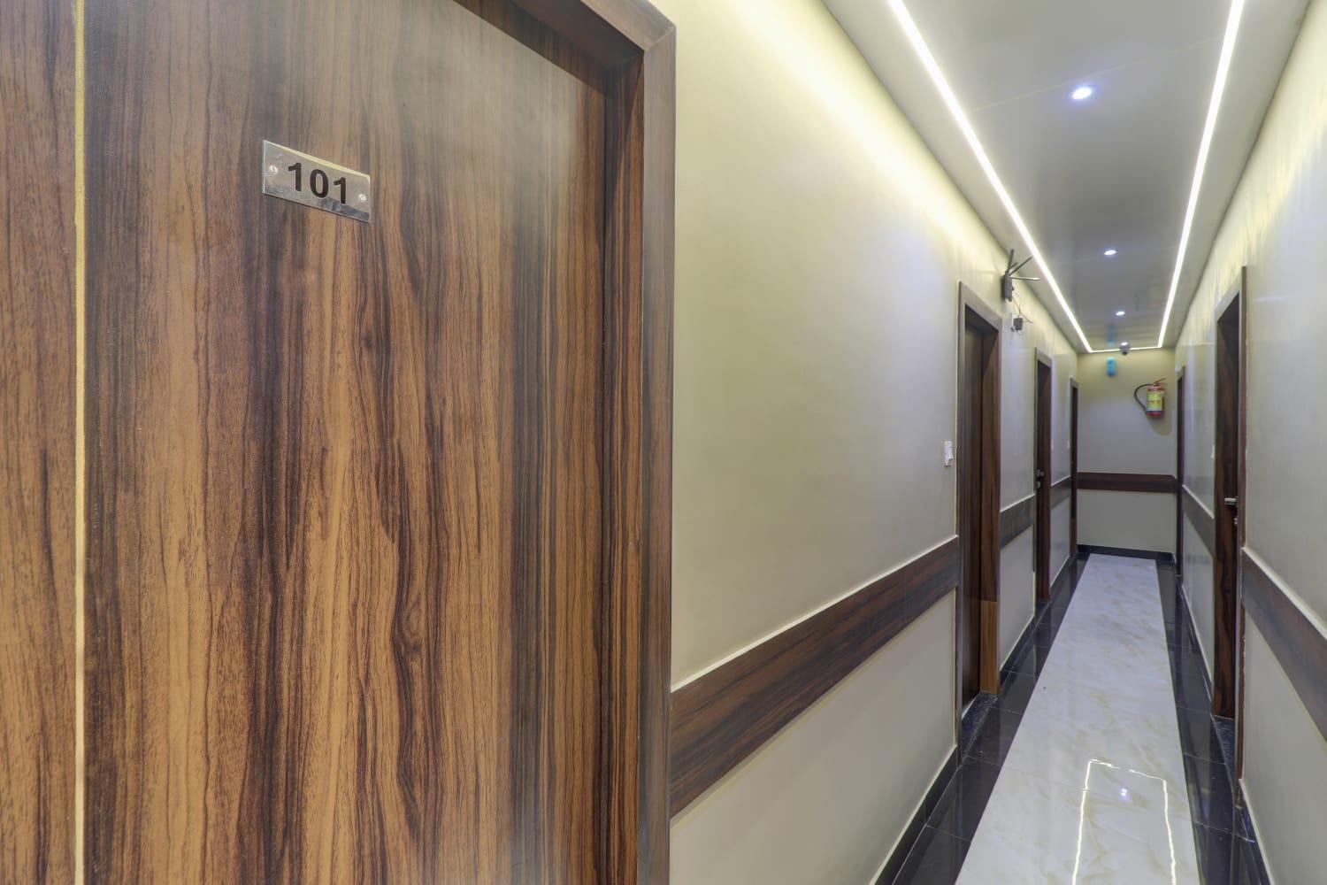 Hotel New Blue Sapphire Residency Bombaj Zewnętrze zdjęcie